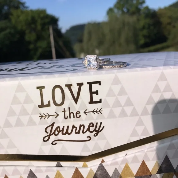 Absolutely Stunning .925 Stamped Silver Rings! - Picture 2 of 3